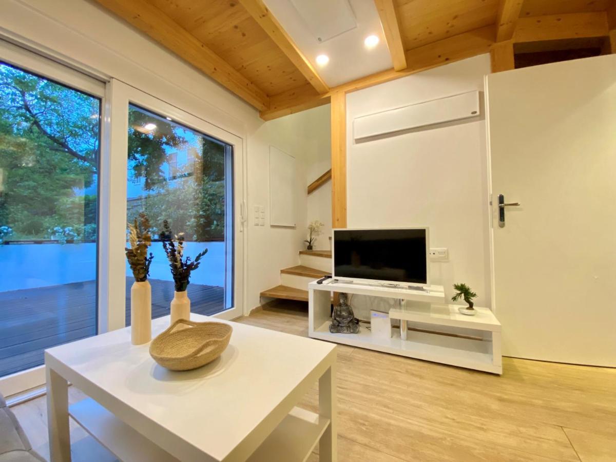 Charming Townhouse Directly By Metro Apartment Vienna Exterior photo