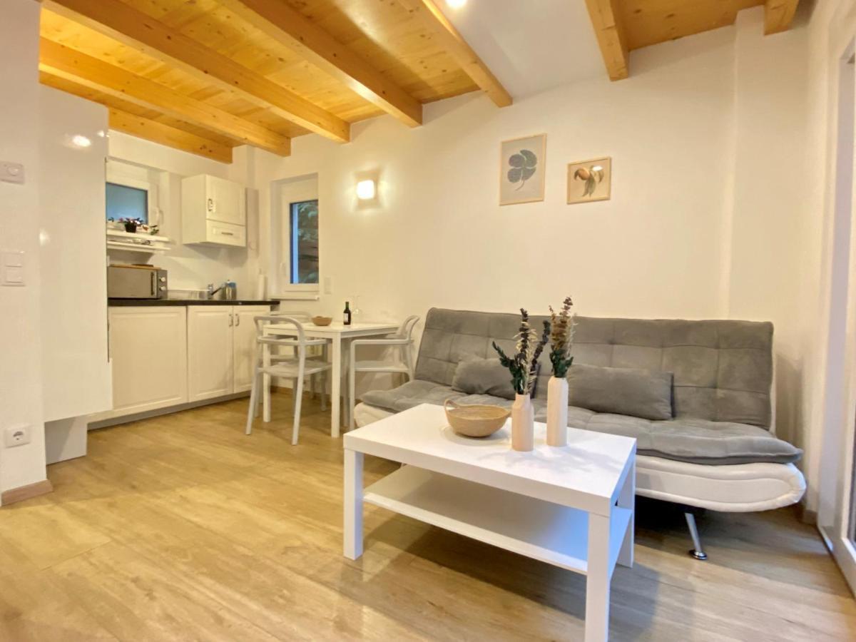 Charming Townhouse Directly By Metro Apartment Vienna Exterior photo